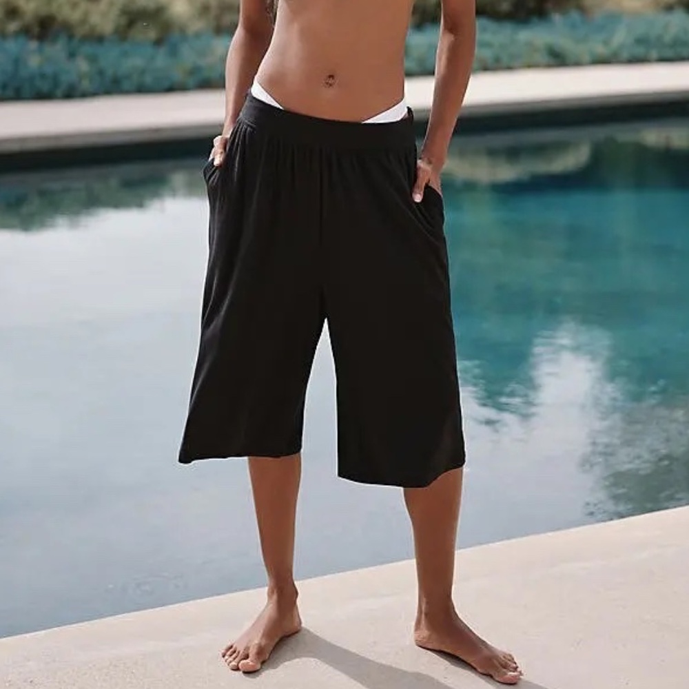 Anthropologie Celandine Pull-On Gaucho Pants in Black size XL NWT
